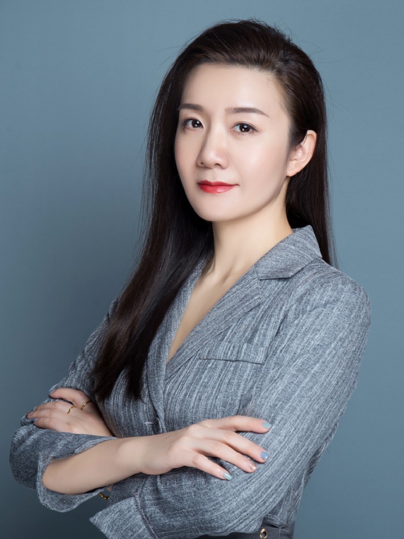 潘丽